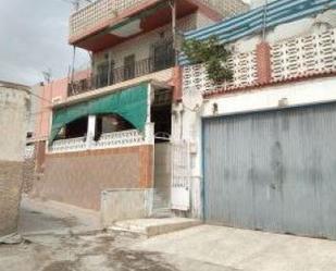 Exterior view of Single-family semi-detached for sale in  Almería Capital