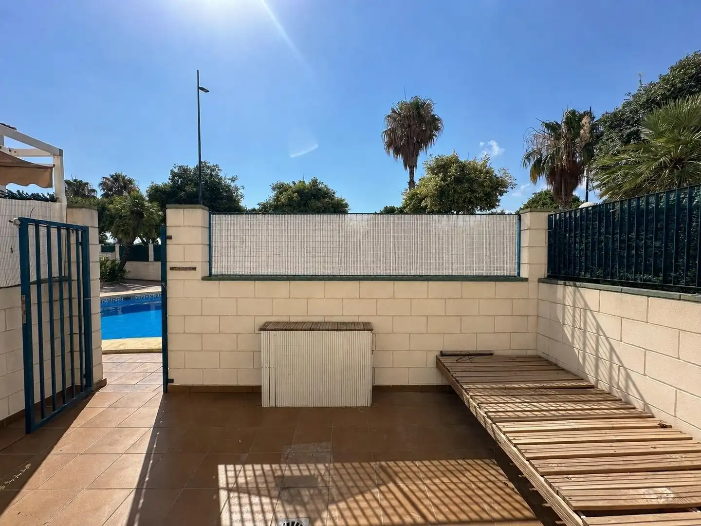 Schwimmbecken von Einfamilien-Reihenhaus zum Verkauf in Gandia mit Gemeinschaftspool