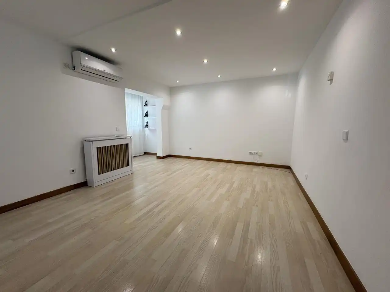 Planta baja de alquiler en Madrid con Aire acondicionado y Calefacción