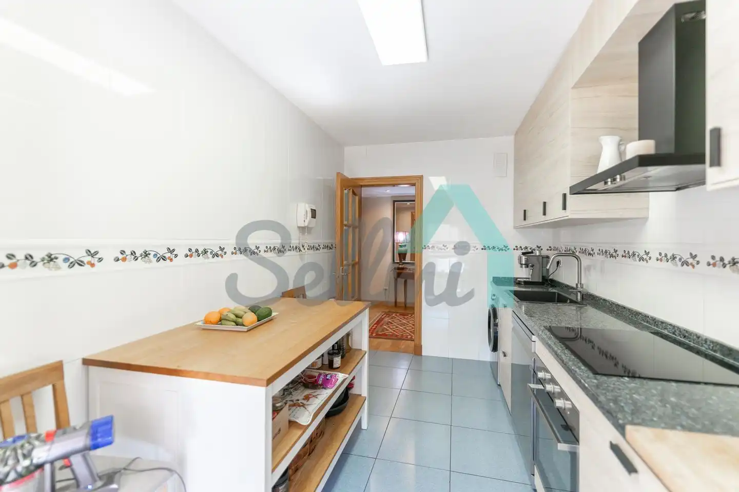 Cocina de Piso en venta en Oviedo  con Calefacción, Parquet y Trastero