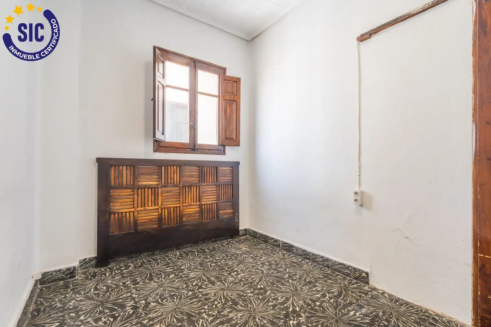 Flat with terrace for sale in Calle EUGENIA VIÑES, imagen 26