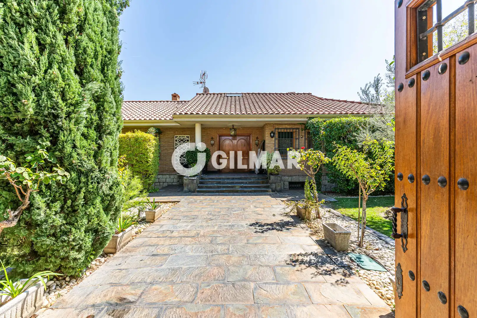 Detached house with pool for sale in Las Lomas, imagen 2