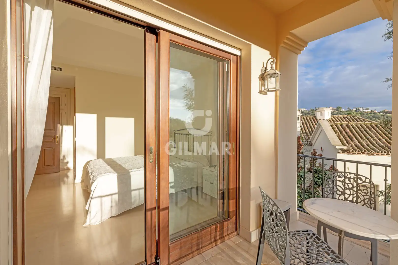 Habitación de Casa o chalet en venta en Benahavís con Calefacción, Jardín privado y Piscina
