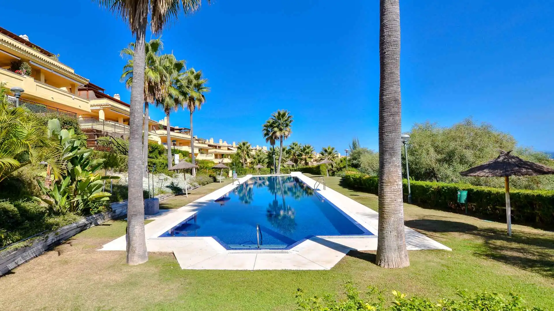 Apartamento con piscina en venta en MONTEMENOR-B SIERRA BLANC, imagen 41