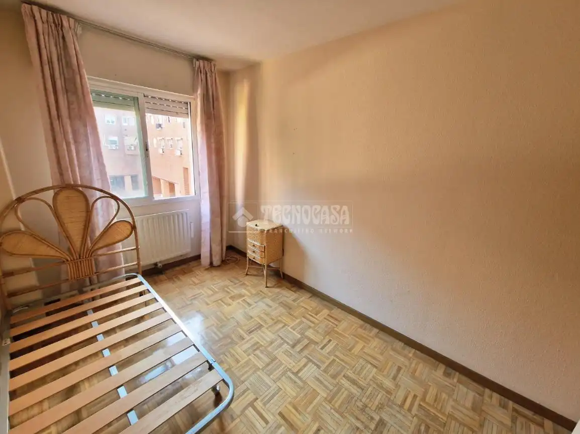 Habitación de Piso en venta en Alcorcón con Aire acondicionado, Calefacción y Balcón