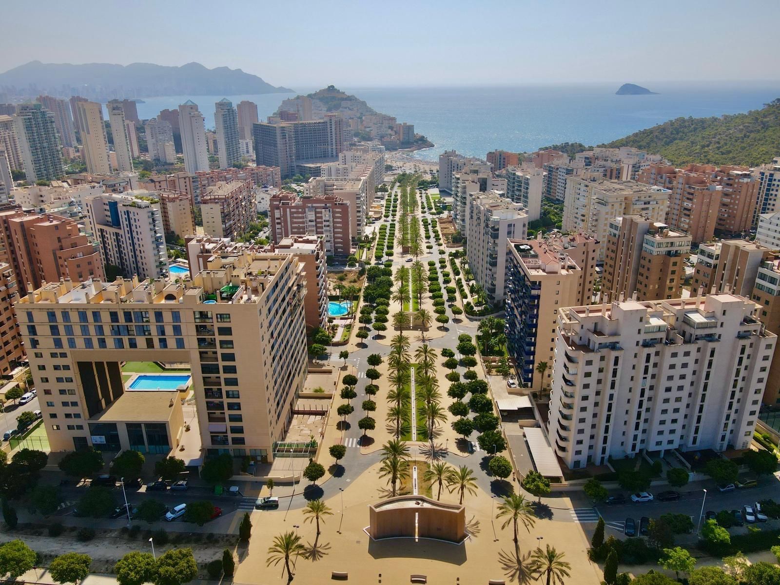 Vista exterior de Apartament en venda en Villajoyosa / La Vila Joiosa amb Aire condicionat, Jardí privat i Terrassa