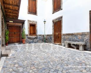 Vista exterior de Casa o xalet en venda en Las Palmas de Gran Canaria amb Terrassa, Traster i Balcó