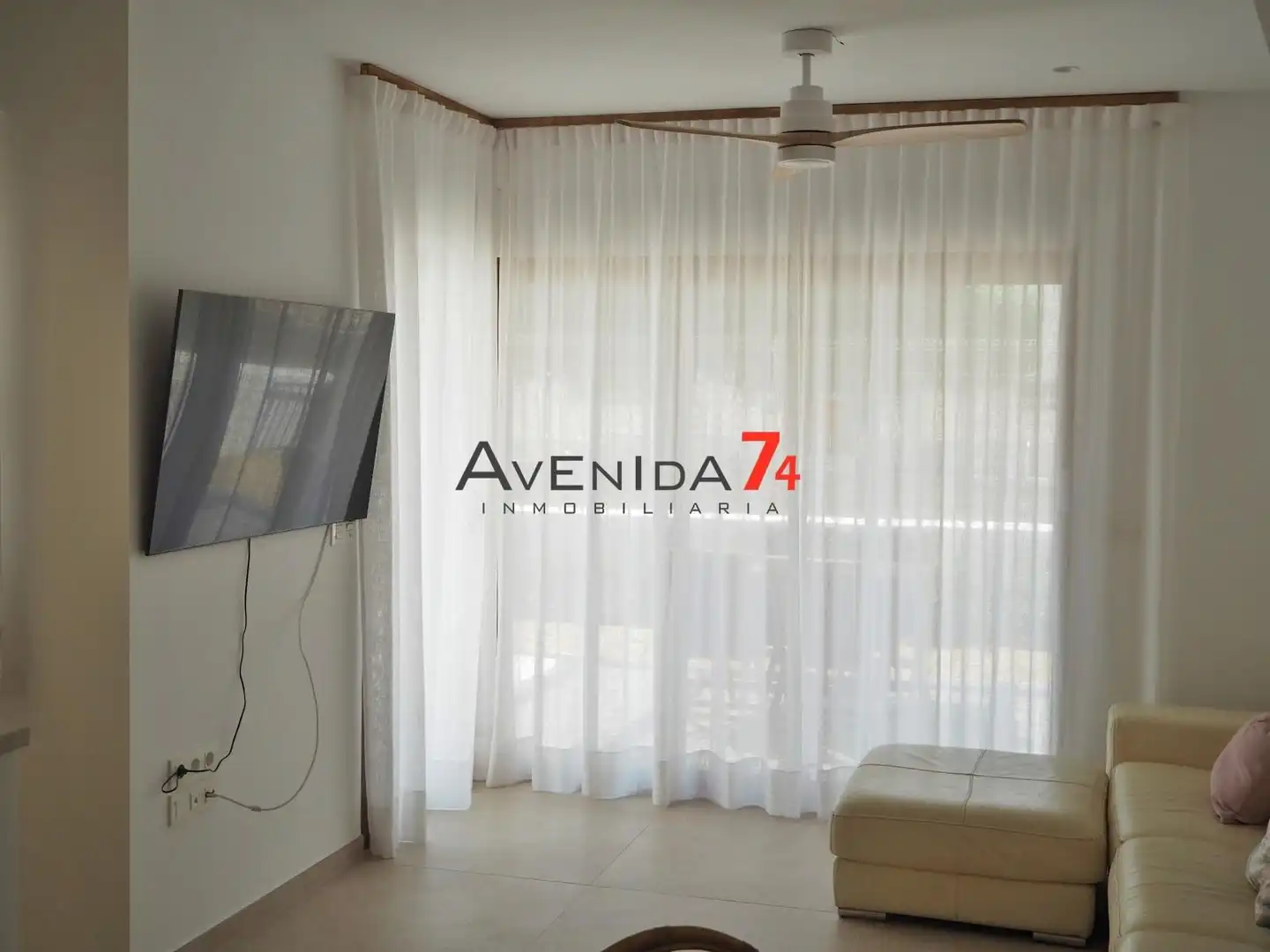 Habitación de Casa o chalet en venta en Cuevas del Almanzora con Aire acondicionado, Calefacción y Jardín privado