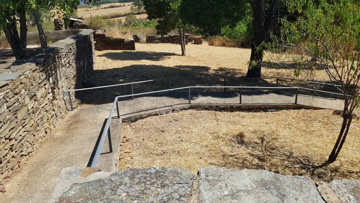 Finca rústica en venta en La Codosera