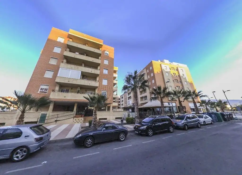 Pis en venda a Roquetas de Mar, Almería