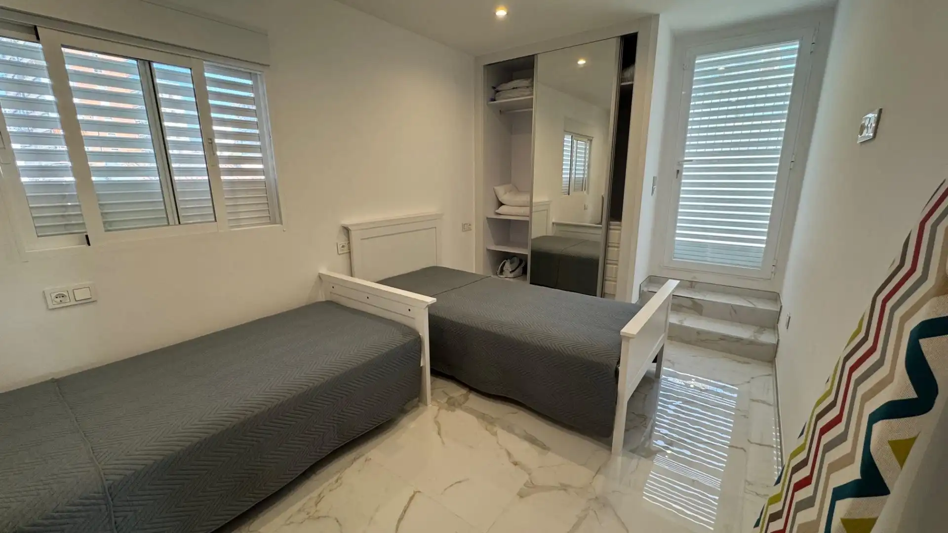 Bedroom of Detached homes for sale in Benidorm  with Air Conditioner, Private garden and Terrace