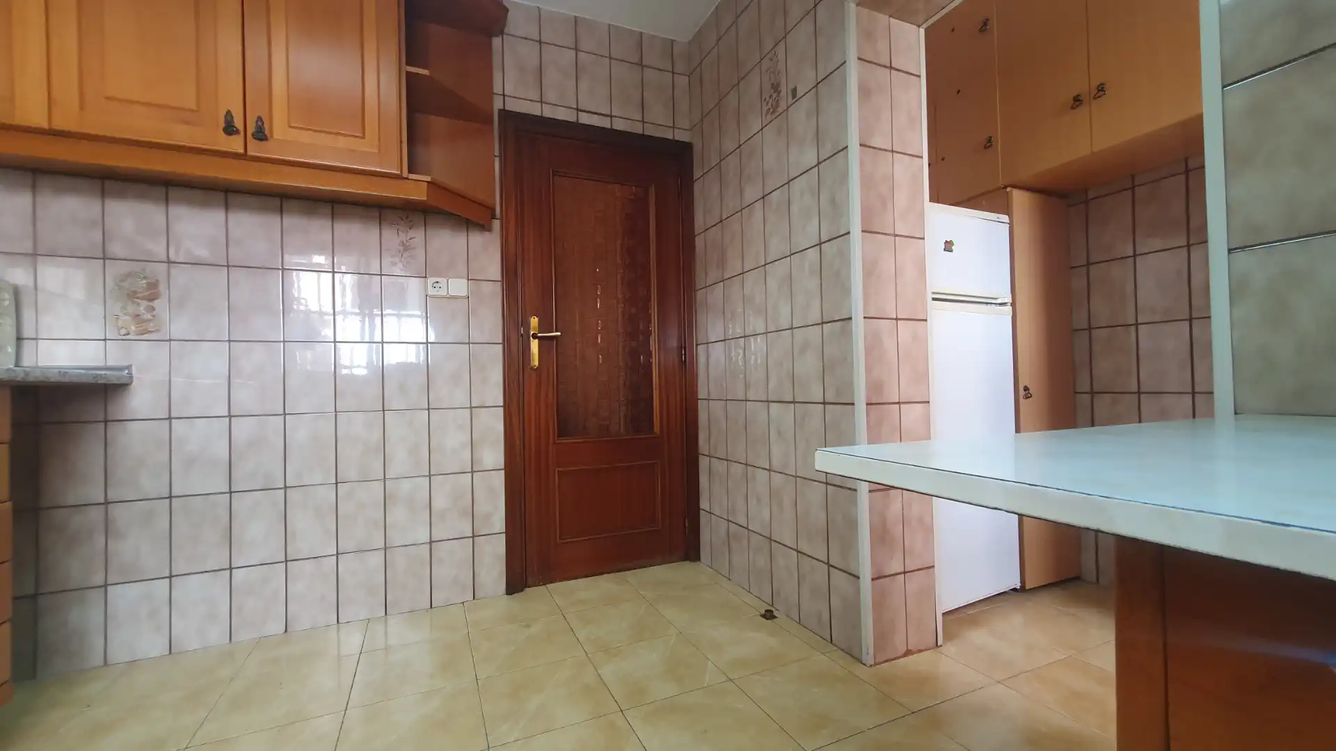 Cuina de Pis en venda en Madrid amb Calefacció, Moblat i Forn
