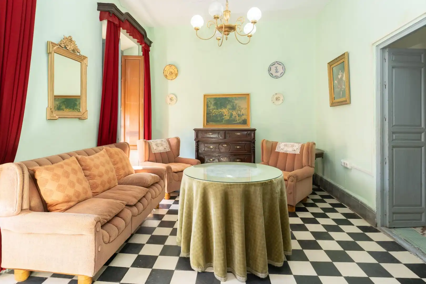Sala d'estar de Casa o xalet en venda en Motril amb Balcó