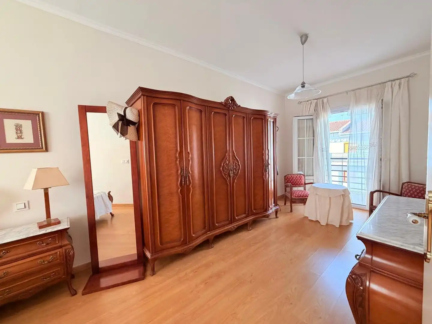Dormitori de Casa adosada en venda en Oeste
