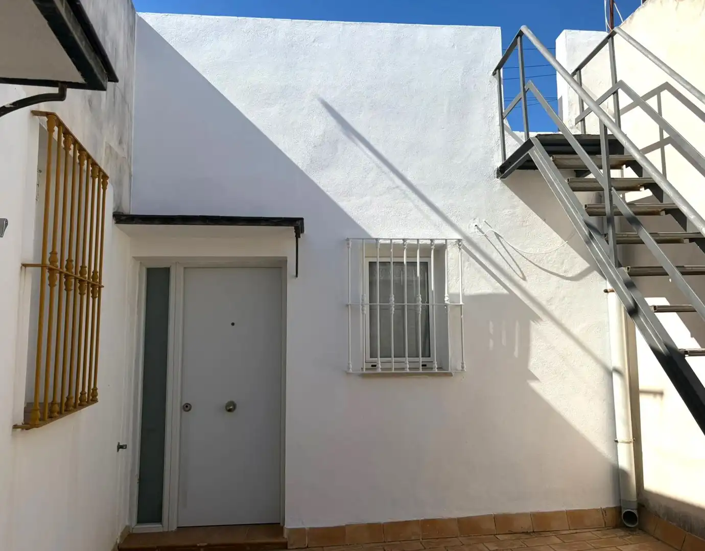 Vista exterior de Piso en venta en Cádiz