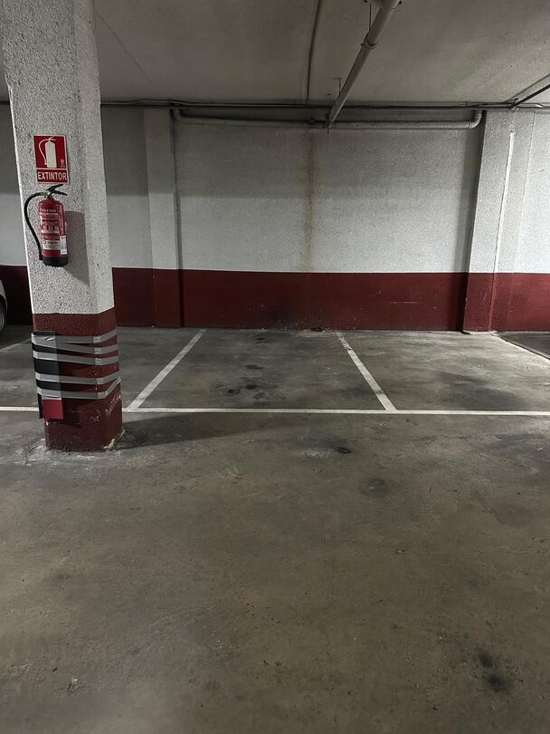 Parkplatz von Garage zum Verkauf in Vitoria - Gasteiz