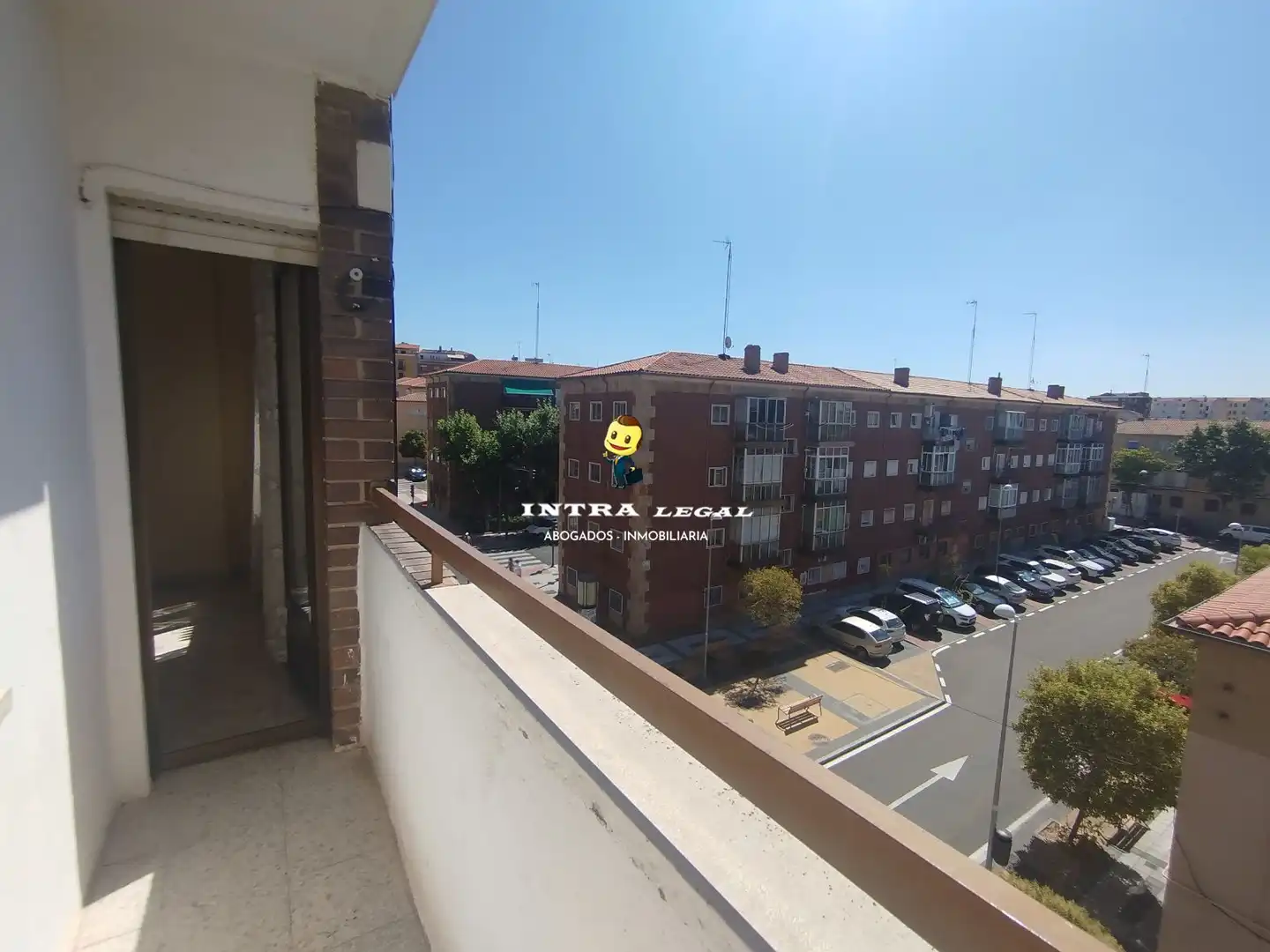 Vista exterior de Piso para compartir en Salamanca con Calefacción, Terraza y Amueblado