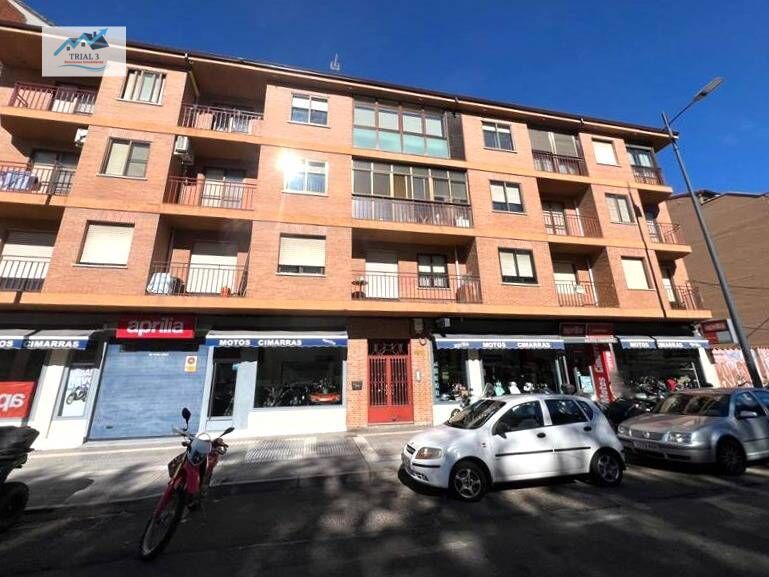 Exterior view of Flat for sale in Zamora Capital   with Terrace and Balcony