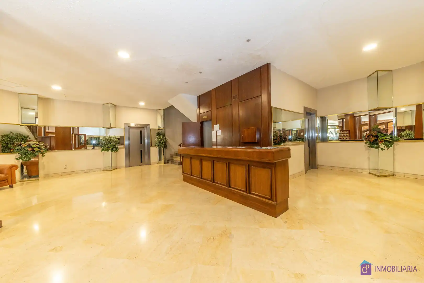 Flat for sale in Zaragoza  with Air Conditioner and Heating