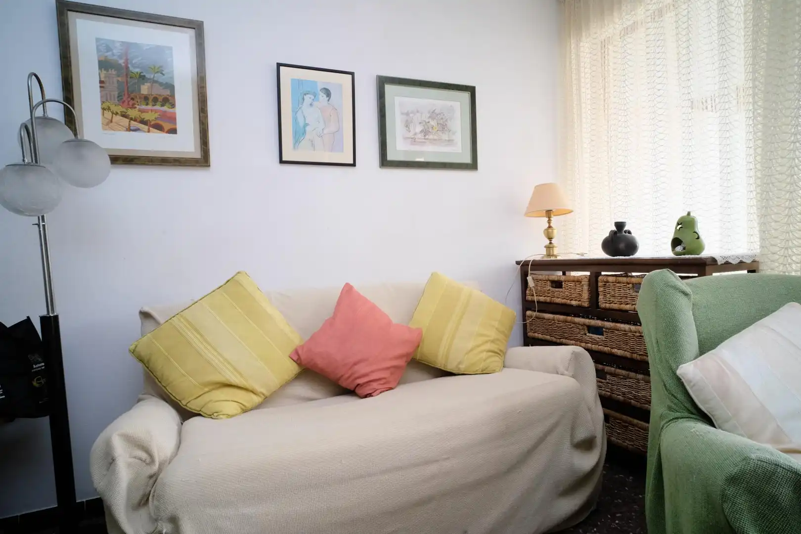 Sala de estar de Apartamento de alquiler en Caldes d'Estrac con Calefacción, Jardín privado y Terraza