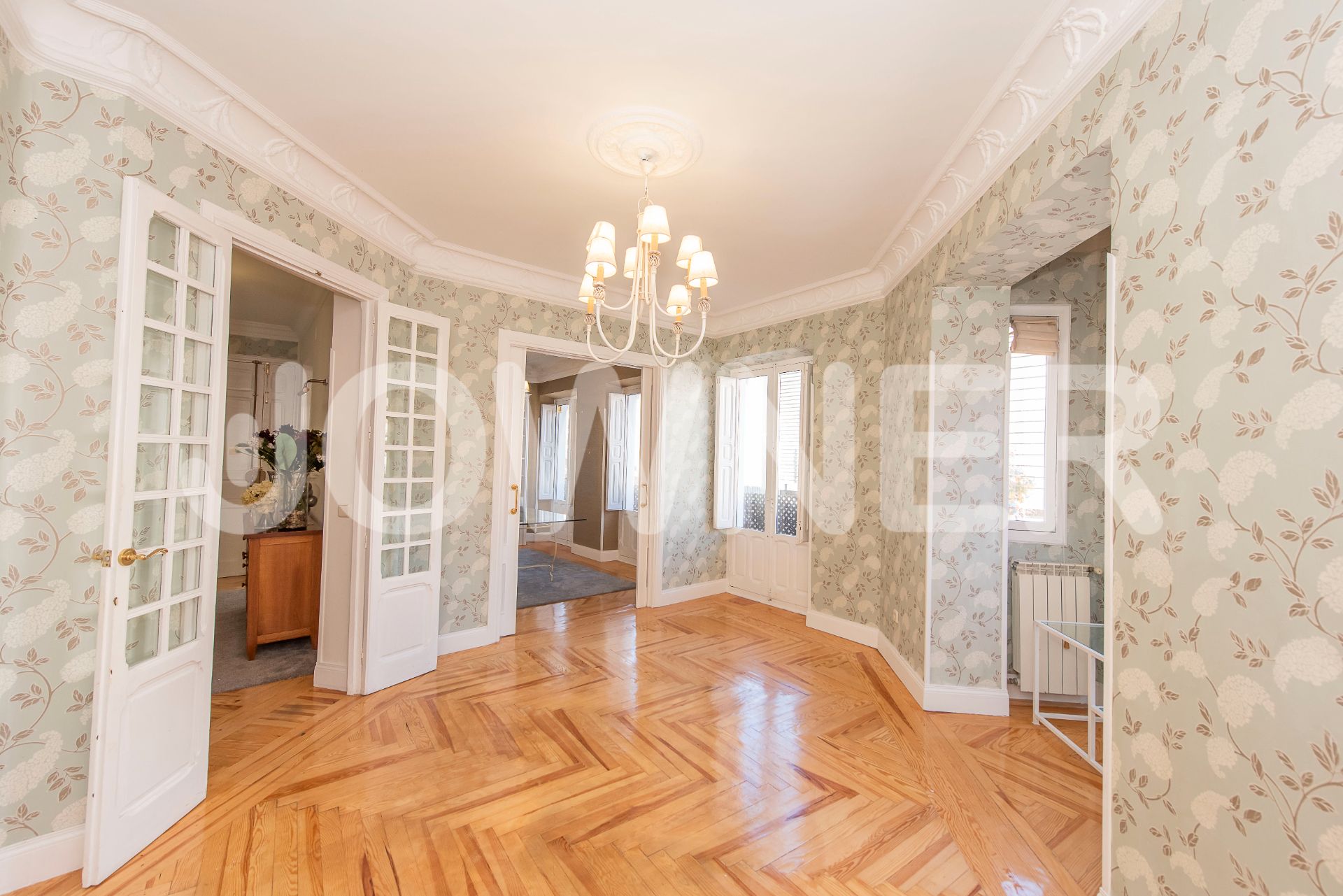 Menjador de Pis de lloguer en  Madrid Capital amb Aire condicionat, Calefacció i Moblat