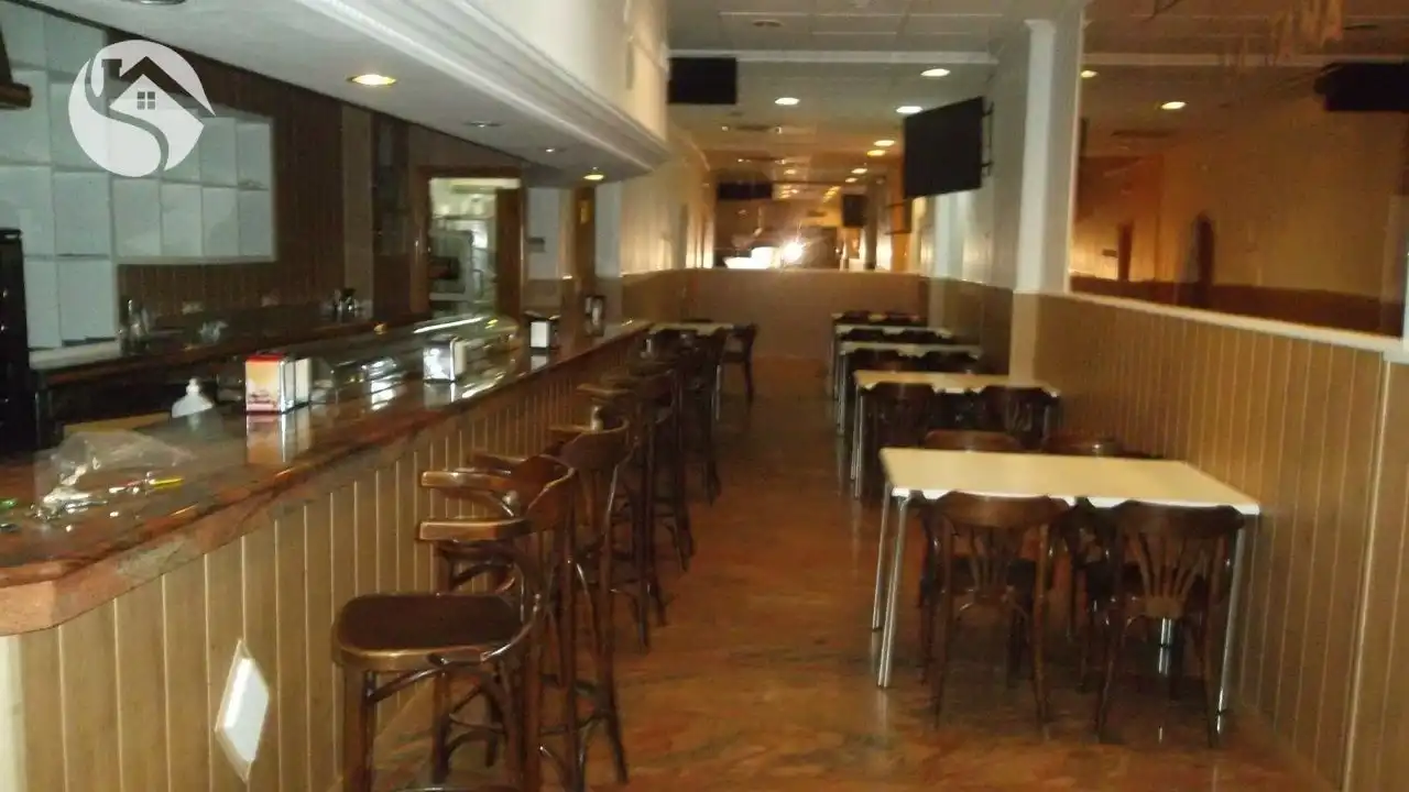 Commercial properties for sale in El Provencio    with Air Conditioner and Heating