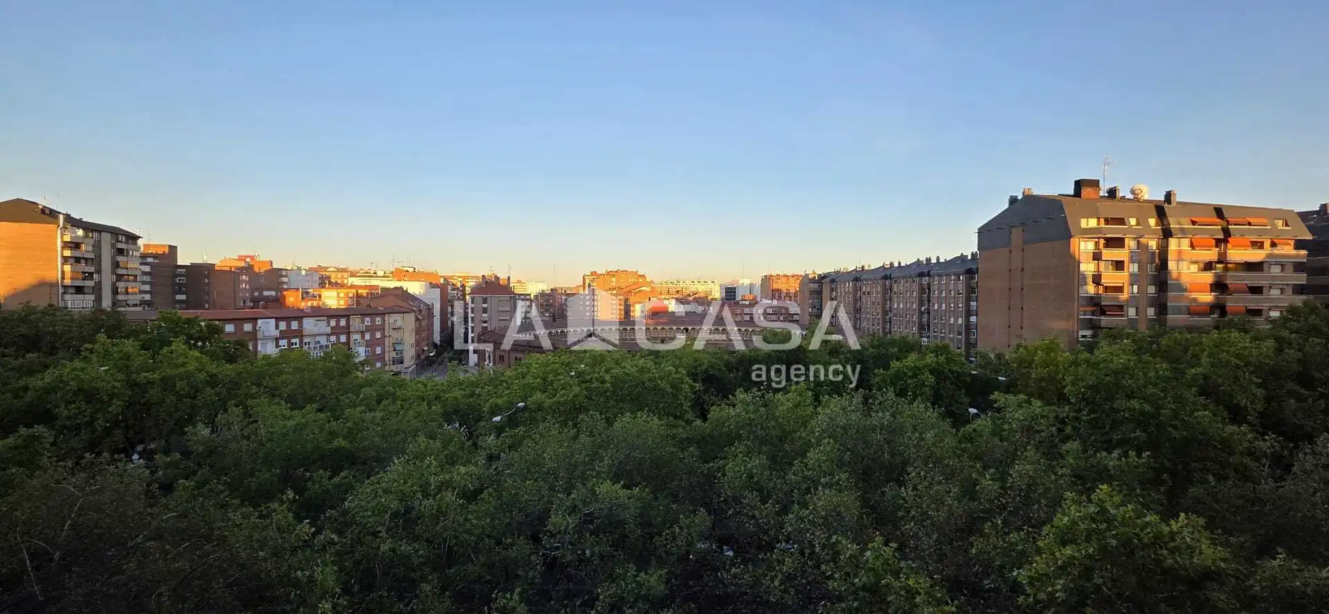 Exterior view of Flat for sale in Valladolid  with Heating and Balcony