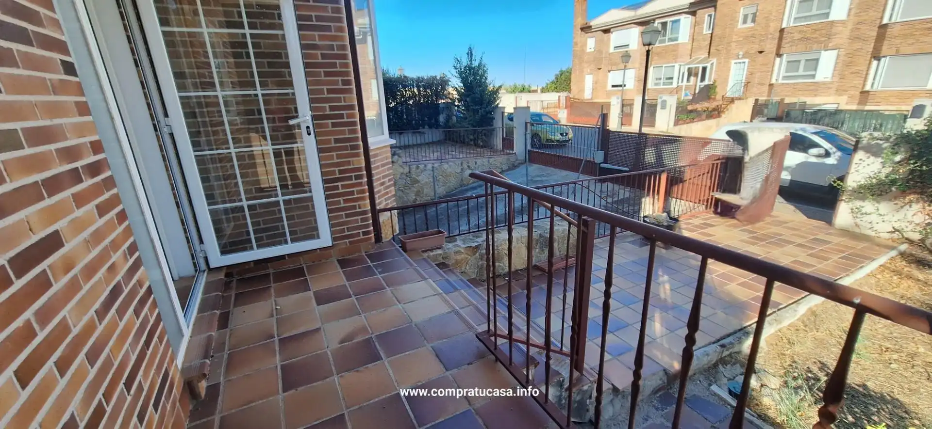 Casa adosada en venta en Calle MISTRAL, Encinillas