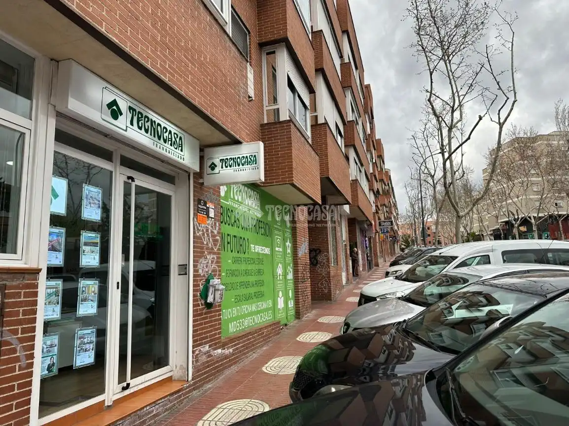Vista exterior de Pis en venda en San Sebastián de los Reyes amb Terrassa i Balcó