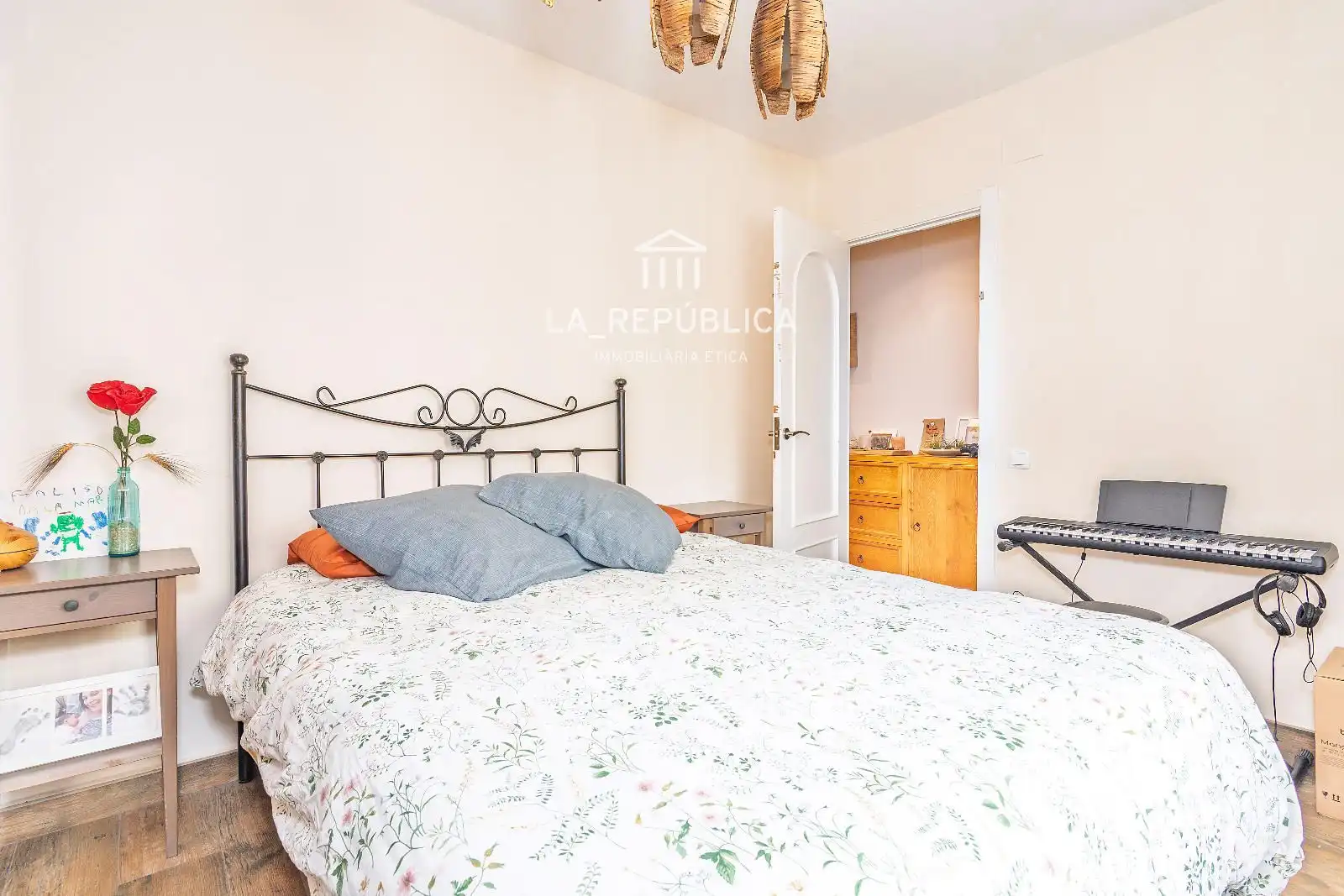 Habitación de Piso en venta en Mataró con Aire acondicionado, Parquet y Balcón