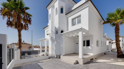 Foto 4 de Casa adosada en venta en San Fulgencio, Alicante