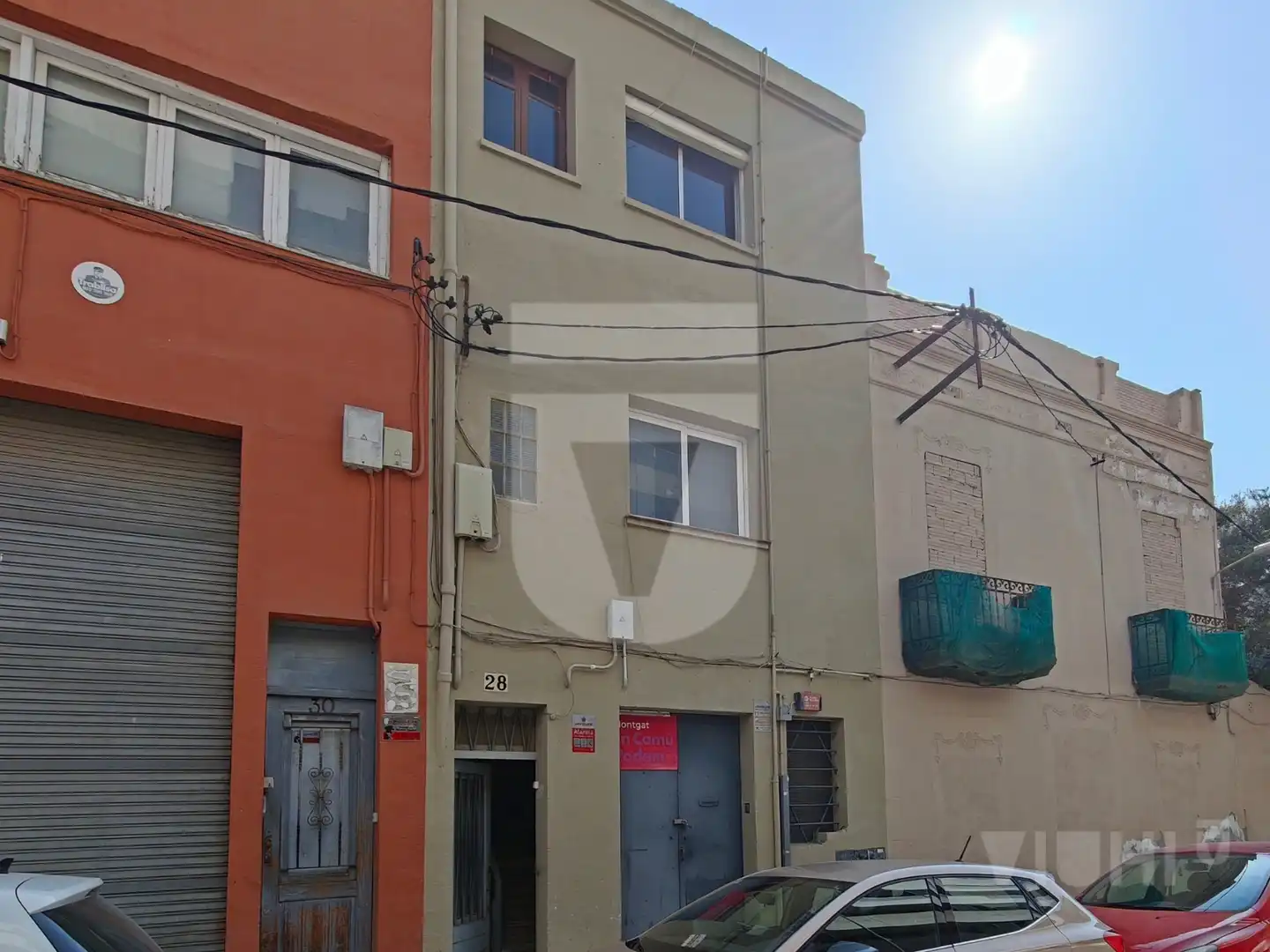 Vista exterior de Edifici en venda en Montgat amb Alarma