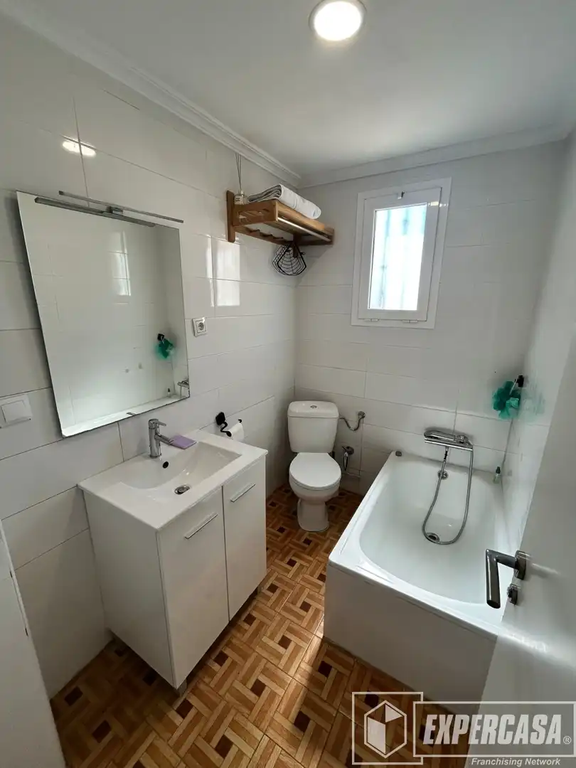 Baño de Piso en venta en Alzira con Amueblado