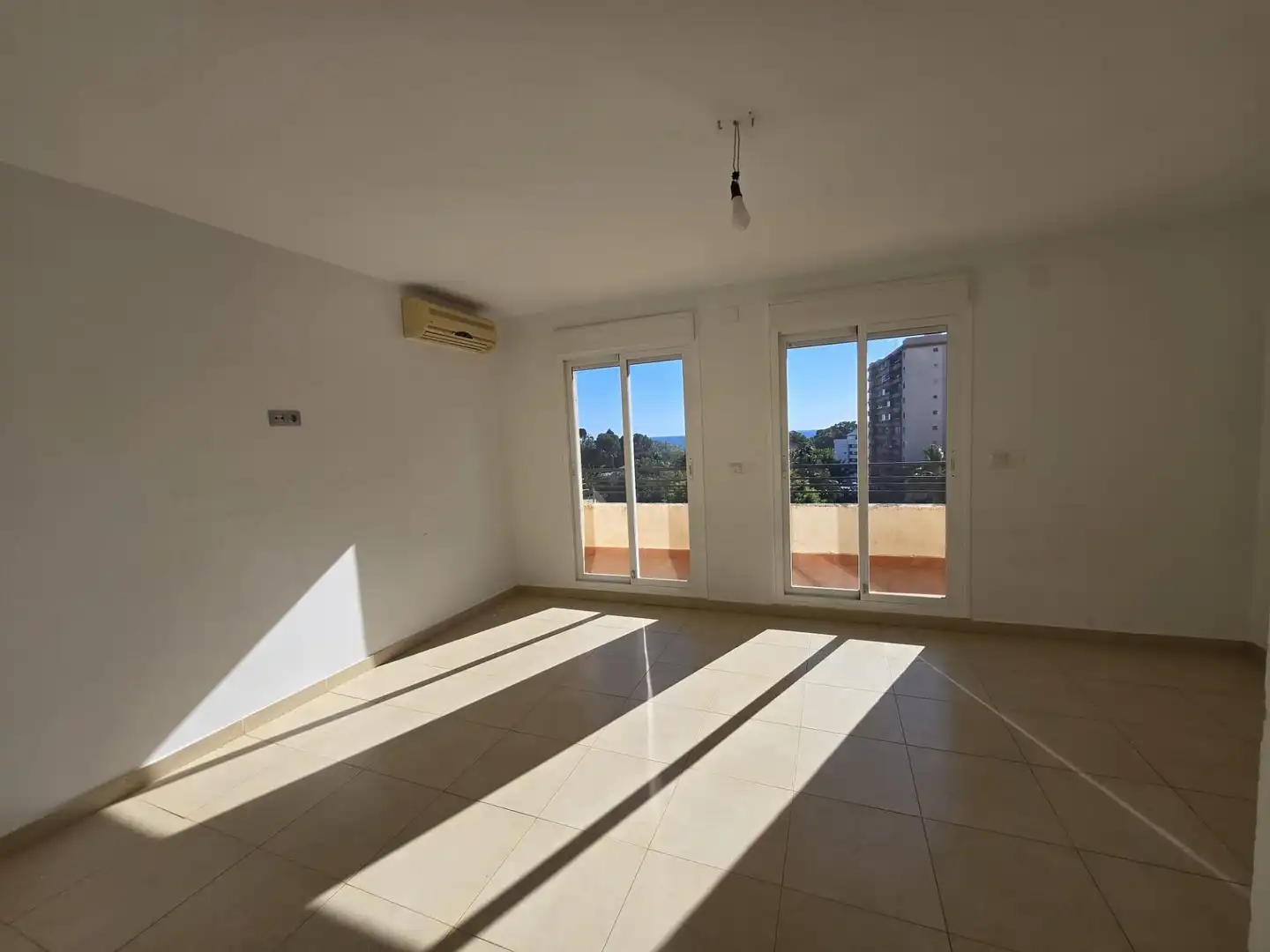 Exterior view of Flat for sale in Málaga  with Heating, Terrace and Storage room