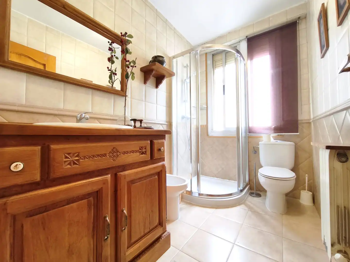Badezimmer von Wohnung zum Verkauf in  Logroño mit Heizung, Parkett und Möbliert