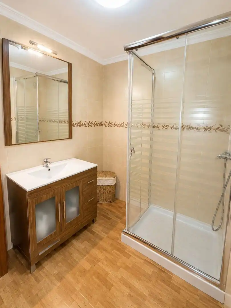 Piso con ascensor en venta en Calle Carlos Frontaura, imagen 19