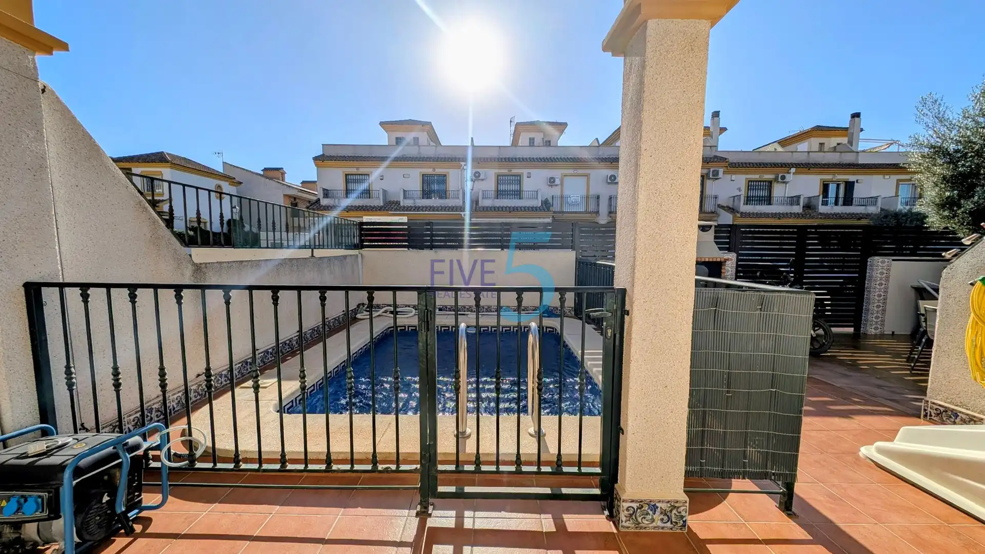 Adossat amb piscina en venda a Daya Nueva, imagen 2