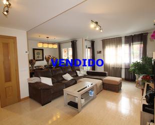 Living room of Single-family semi-detached for sale in Paracuellos de Jarama  with Air Conditioner and Terrace