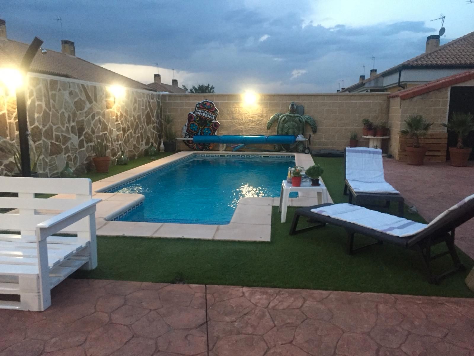Swimming pool of House or chalet for sale in Escalona  with Air Conditioner, Heating and Swimming Pool