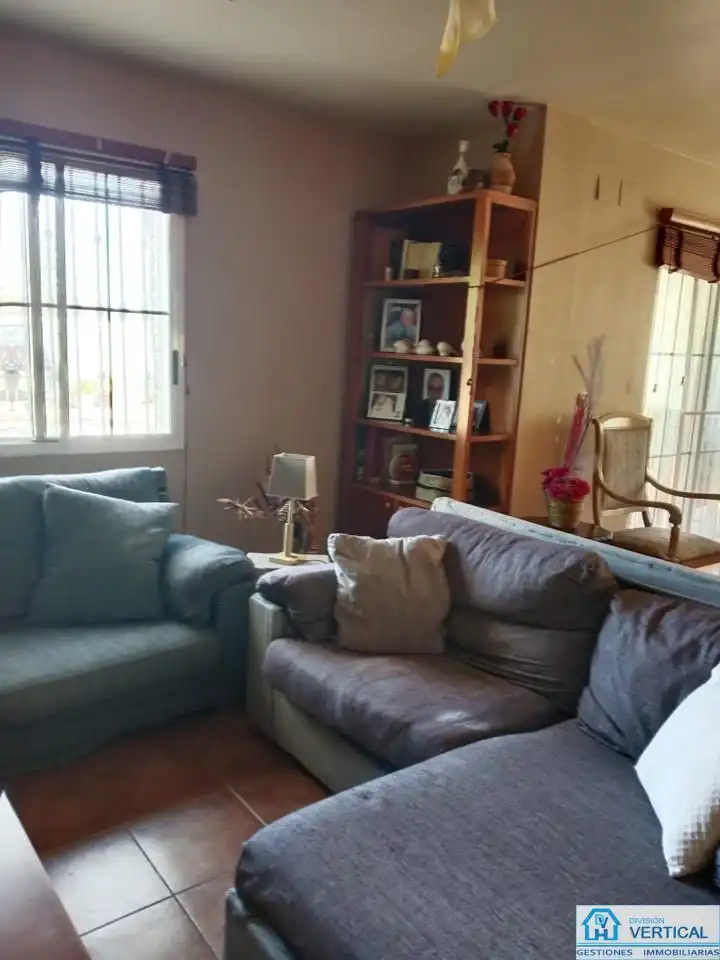 Sala de estar de Casa o chalet en venta en Náquera con Aire acondicionado, Terraza y Piscina