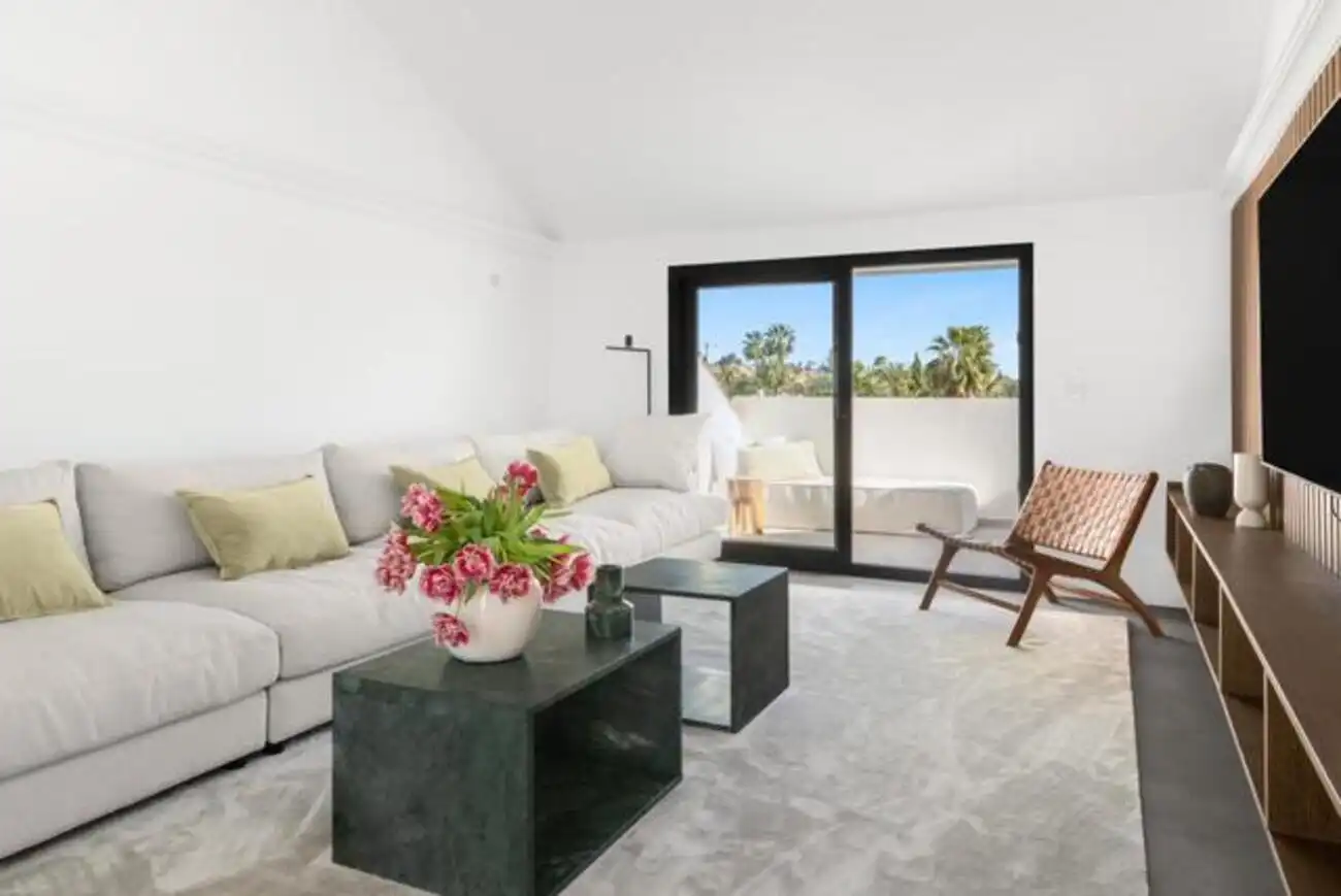 Sala de estar de Casa o chalet de alquiler en Marbella con Aire acondicionado, Calefacción y Jardín privado