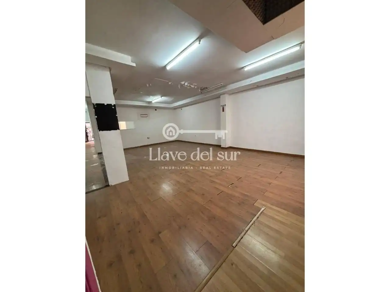 Local comercial de lloguer a Calle Carlos Marín Menú, imagen 4