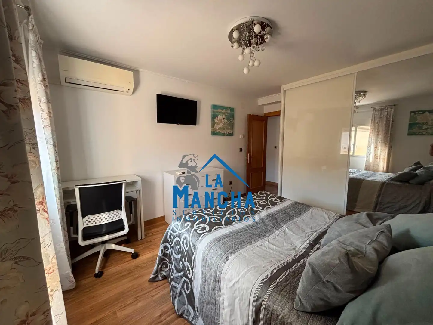 Bedroom of Flat for sale in Albacete  with Air Conditioner, Heating and Furnished