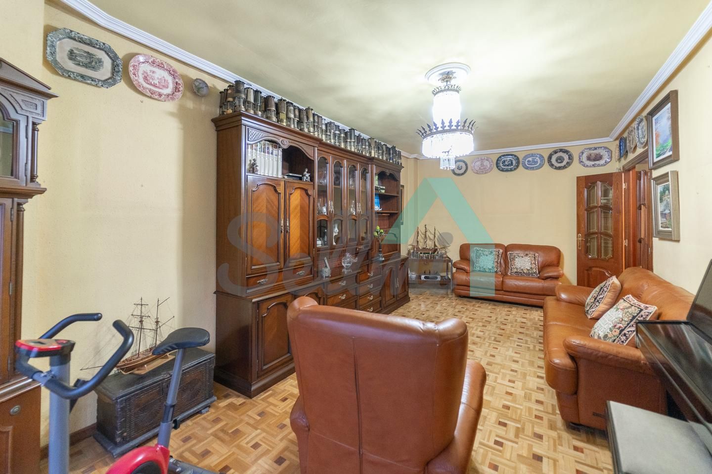 Sala de estar de Piso en venta en Mieres (Asturias) con Calefacción y Parquet