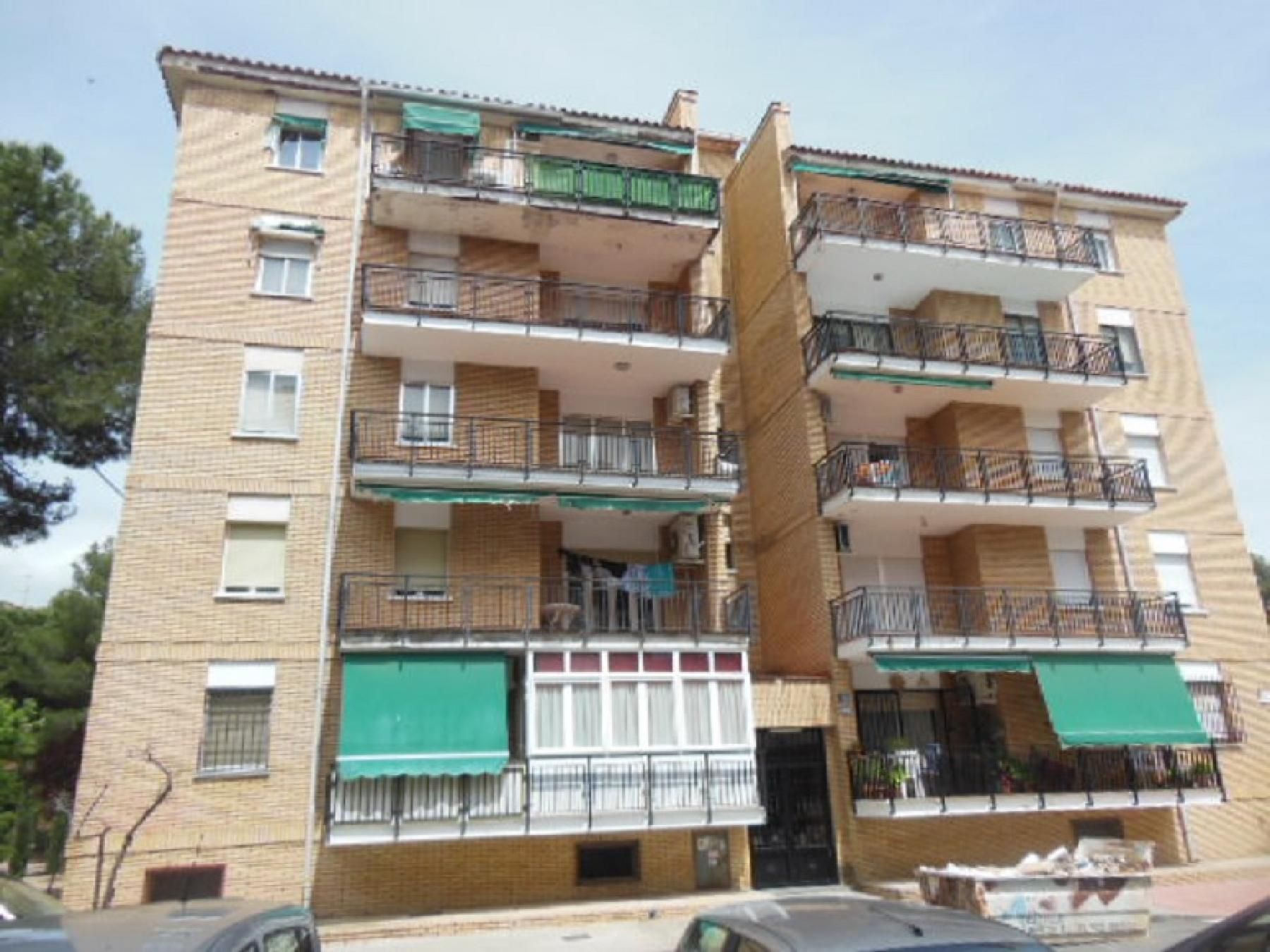Vista exterior de Pis en venda en Argés amb Terrassa
