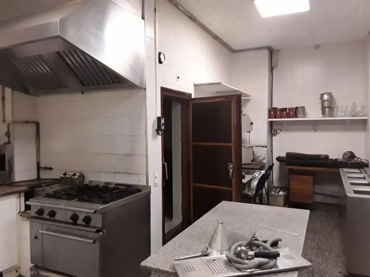 Gewerbefläche zum Verkauf in Berga, imagen 13