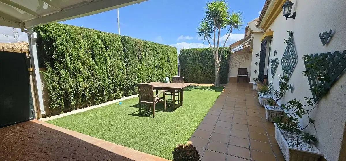 Terrassa de Casa o xalet en venda en Orihuela amb Aire condicionat, Calefacció i Terrassa