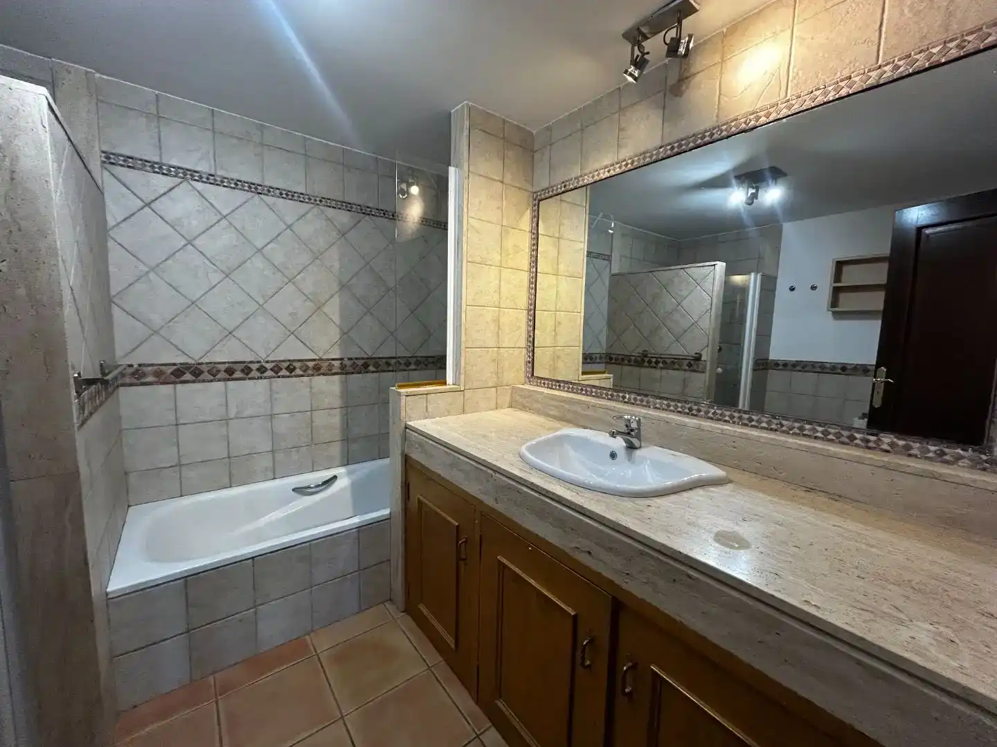Bathroom of Flat for sale in Santa Ponça