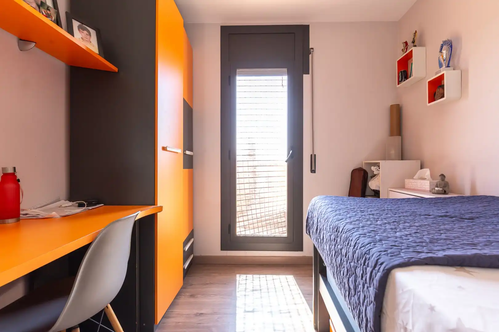 Habitación de Ático en venta en Rubí con Aire acondicionado, Calefacción y Terraza