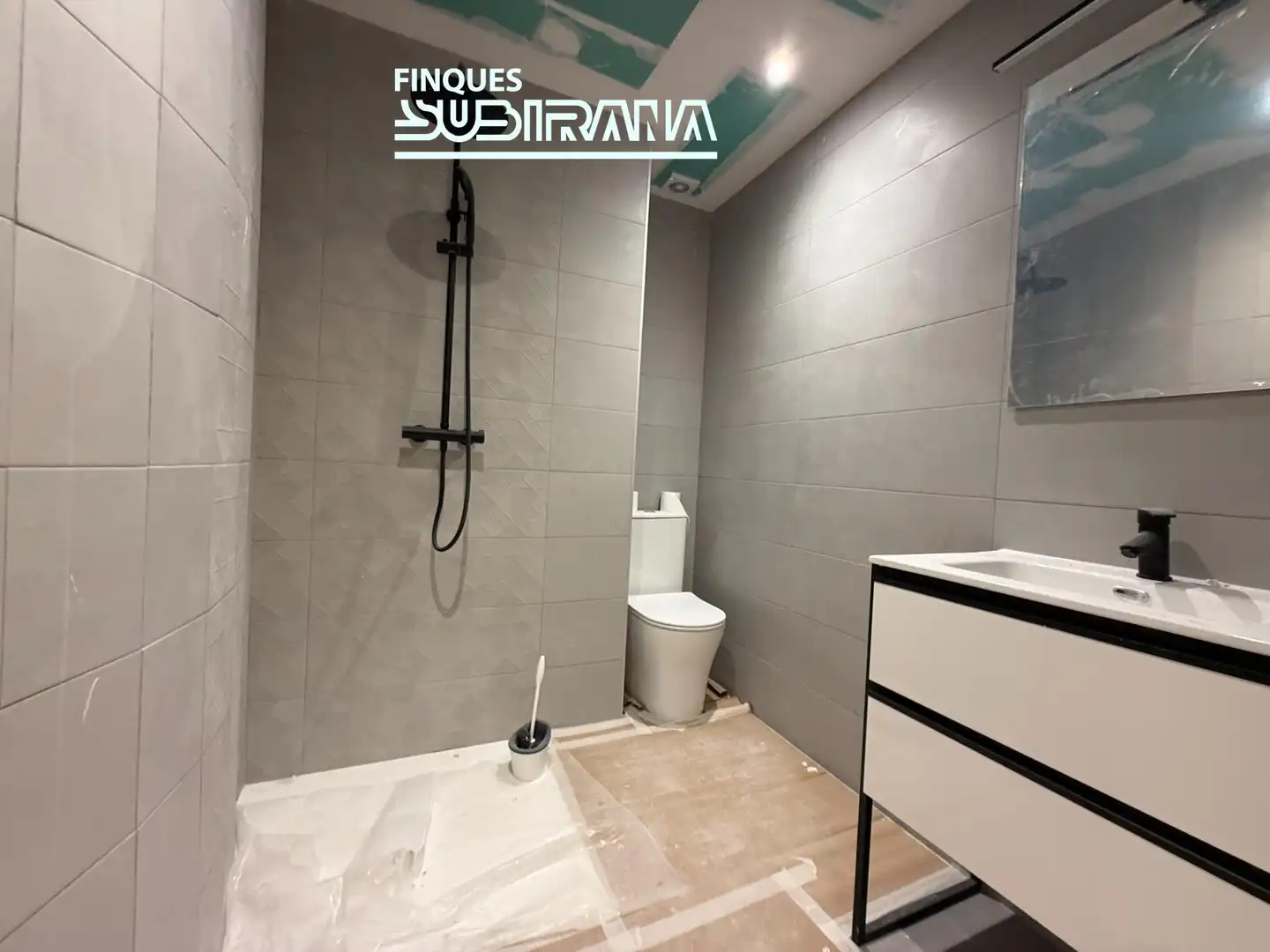 Baño de Piso en venta en Igualada con Calefacción y Terraza